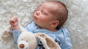 Cura del bebè + Salute + eczema + alimentazione