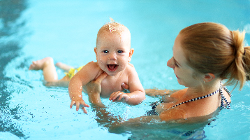 Sicurezza del Bambino + imparare a nuotare + corso di nuoto